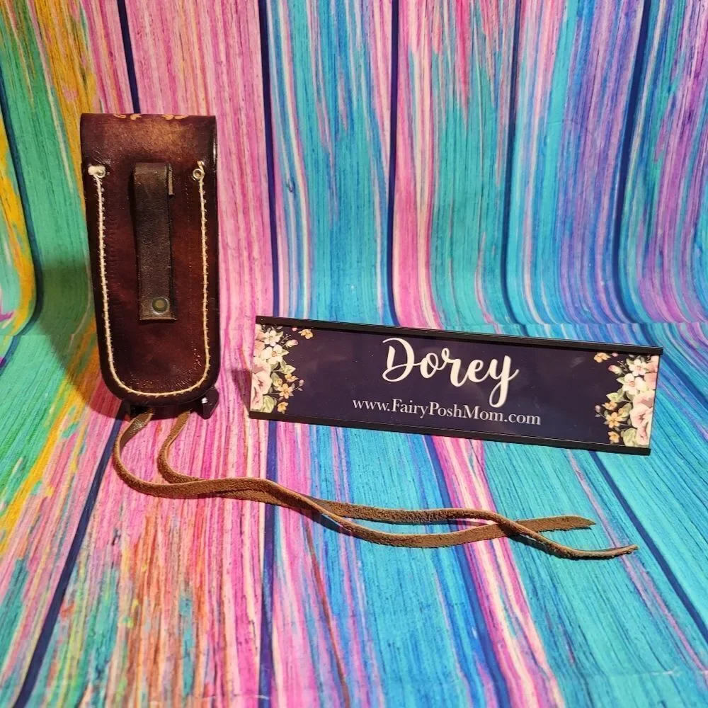 🔷️Ornate Vintage Oval Tooled Leather Belt Loop Knife Sheath or Case